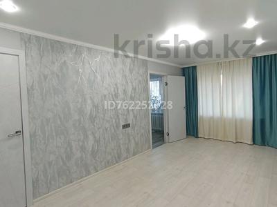 Продажа квартир в Абай обл.: 3-комнатная квартира · 56 м² · 1/4 этаж, Титова 128 — Акку за 17 млн 〒 3-комнатная квартира · 56 м² · 1/4 этаж, Титова 128 — Акку за 17 млн 〒 в Семее