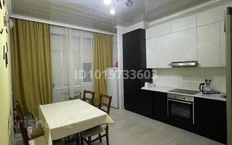 3-комнатная квартира · 85 м² · 5/11 этаж, 16-й мкр 55 за 28.5 млн ₸ в Актау — фото 2