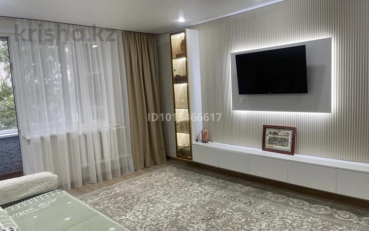 2-бөлмелі пәтер · 50 м² · 4/10 қабат, Б. Александрова 14б, бағасы: 200 000 ₸ в Усть-Каменогорске, Ульбинский — фото 2