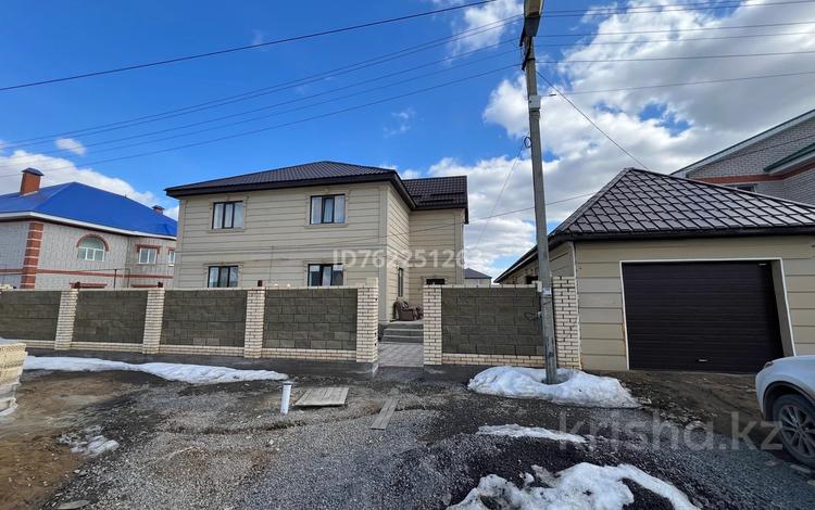 Отдельный дом · 6 комнат · 320 м² · 10 сот., Раимбек батыра 132 за 55 млн 〒 в Актобе, жилой массив Акжар-2 — фото 2