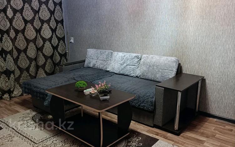 1-комнатная квартира · 40 м² · 5/5 этаж, мкр Акбулак, Байзак батыра 187 — Вокзал за 10 000 〒 в Таразе — фото 10