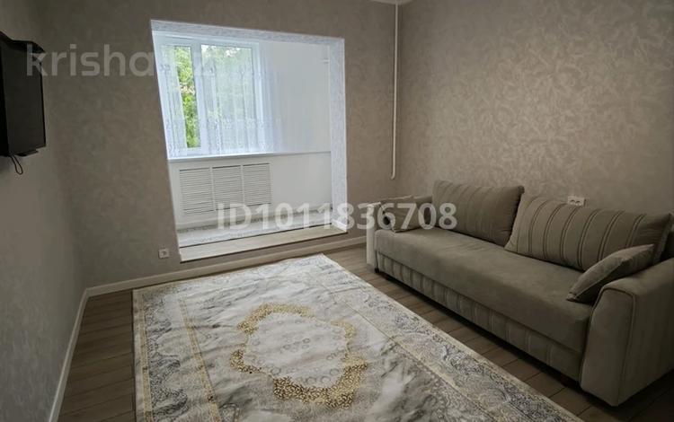 1-бөлмелі пәтер · 40 м² · 2/5 қабат, ул. Айтжана Туркебаева 53, бағасы: 280 000 ₸ в Алматы, Алмалинский р-н — фото 2