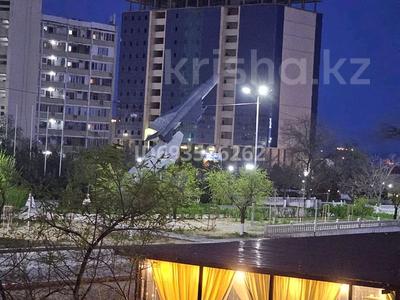 2-бөлмелі пәтер · 56 м² · 2/5 қабат, 9-й мкр 1 — Каныш Сәтпаева, бағасы: 18.5 млн ₸ в Актау