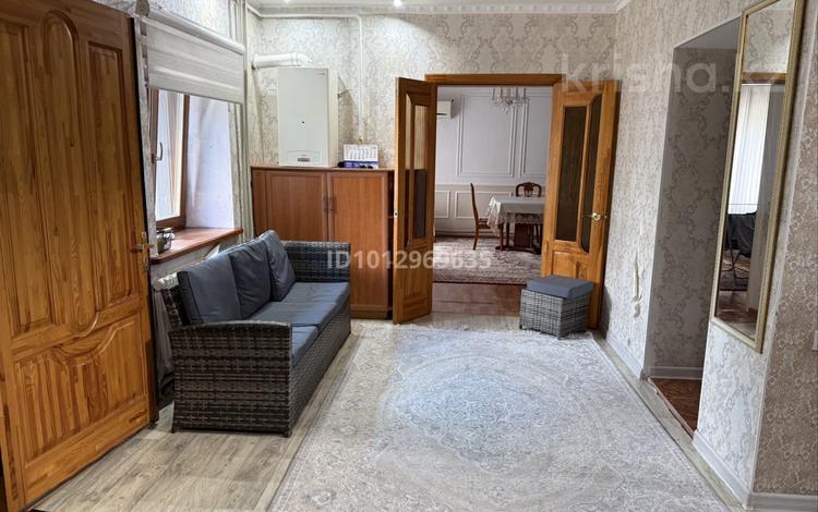 Жеке үй · 5 бөлме · 230 м² · 4 жүзд., Малышка район 26 — Кленовая, бағасы: 50 млн ₸ в Актобе, мкр. Сельмаш — фото 2