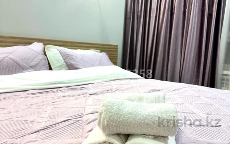 1-комнатная квартира · 25 м² · 8/18 этаж, Жандосова 94А за 18 000 ₸ в Алматы, Бостандыкский р-н — фото 3