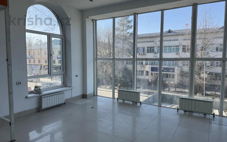 Магазины и бутики · 28 м² за 160 000 〒 в  — фото 2