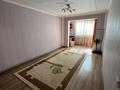 2-бөлмелі пәтер · 60 м² · 4/5 қабат, 16-й микрорайон, 16-й микрорайон 41 — Шаяхметова 41, бағасы: 150 000 ₸ в Шымкенте, Аль-Фарабийский р-н
