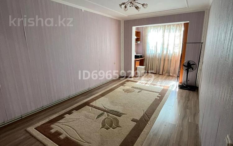 2-бөлмелі пәтер · 60 м² · 4/5 қабат, 16-й микрорайон, 16-й микрорайон 41 — Шаяхметова 41, бағасы: 150 000 ₸ в Шымкенте, Аль-Фарабийский р-н — фото 2