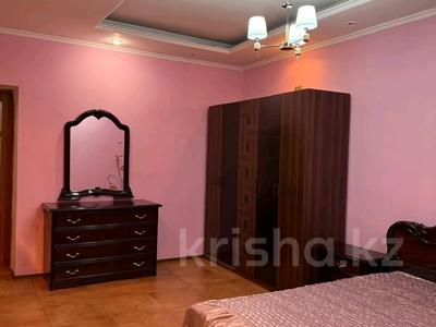 2-бөлмелі пәтер · 70 м² · 1/1 қабат, Гагарина 50, бағасы: 200 000 ₸ в Семее