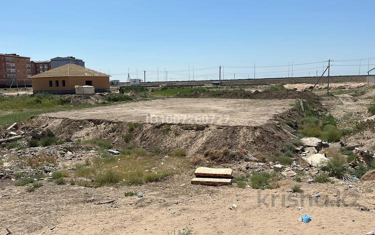 Участок · 8.6 соток, Мкр Арай 3 — Вдоль красных домов Арай-3 (сзади 76 дома) за 15 млн 〒 в  — фото 12