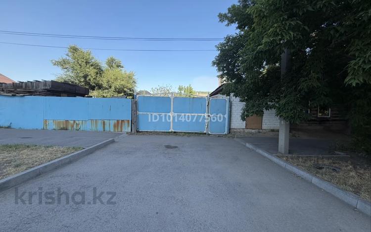 Жеке үй · 2 бөлме · 50 м² · 4 жүзд., Академика Бектурова 165 — Центральный стадион рядом угол Достоевского, бағасы: 25 млн ₸ в Павлодаре — фото 2