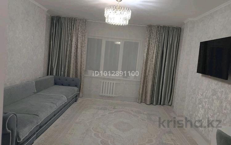 2-бөлмелі пәтер · 70 м² · 6/9 қабат, Майкудук, Майкудук, мкр Голубые пруды — 77 школы им Бауыржан Момышұлы, бағасы: 200 000 ₸ в Караганде, Алихана Бокейханова р-н — фото 2