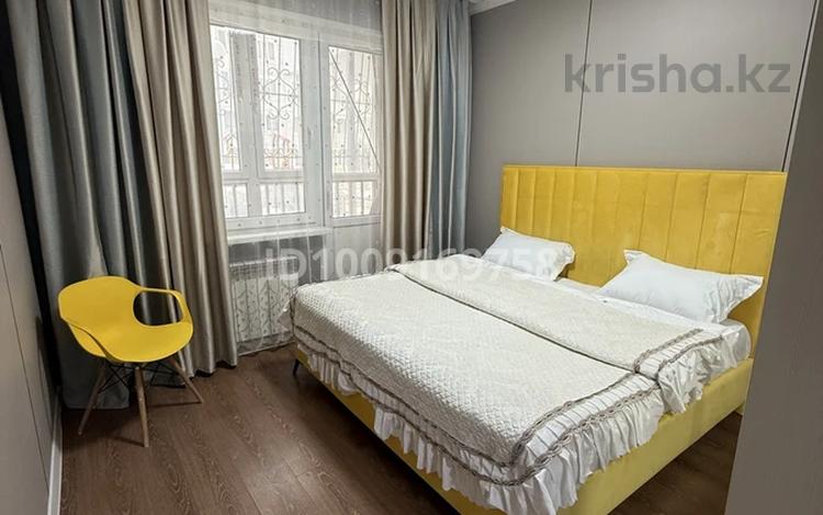 2-комнатная квартира · 57 м² · 1/12 этаж, мкр Акбулак, Дарабоз 7 за 300 000 ₸ в Алматы, Алатауский р-н — фото 2