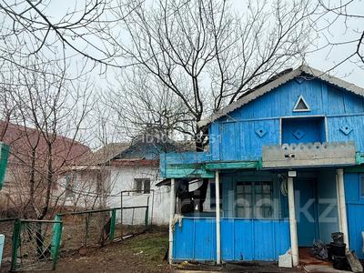 Жеке үй · 4 бөлме · 82 м² · 10 сот., Жекенова 8, бағасы: 6 млн ₸ в 