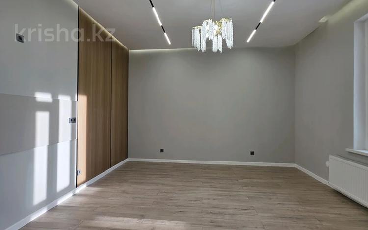 2-комнатная квартира · 42 м² · 7/12 этаж, Толе би 61 за 36.5 млн ₸ в Астане, Нура р-н — фото 33