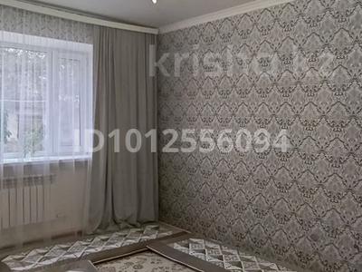 1-комнатная квартира · 30.4 м² · 1/2 этаж, Қ.Сатпаев 71 — Дины супермаркет за 8 млн 〒 в Актобе, жилой массив Жилянка