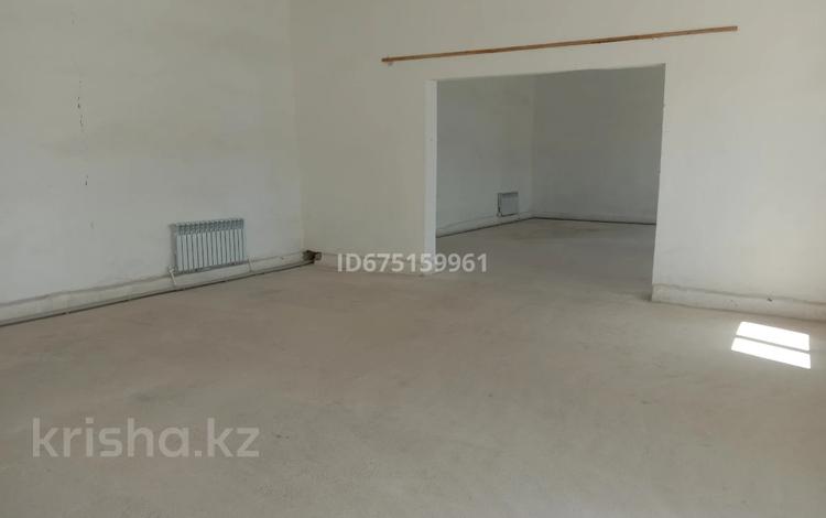Свободное назначение, офисы, склады · 400 м² за 400 000 ₸ в Таразе — фото 2