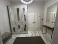 Жеке үй · 5 бөлме · 380 м² · 10 жүзд., Үркер, Уали Халфин 57, бағасы: 260 млн ₸ в Астане, Нура р-н — фото 31
