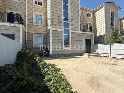 Часть дома · 6 комнат · 215 м² · 215 сот., Мұнайлы 3 — Конай батыра 5б за 65 млн ₸ в Жанаозен