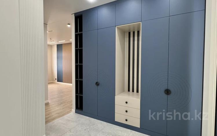 3-комнатная квартира · 76 м² · 13/15 этаж, 19-й мкр 5 за 36 млн ₸ в Актау — фото 2