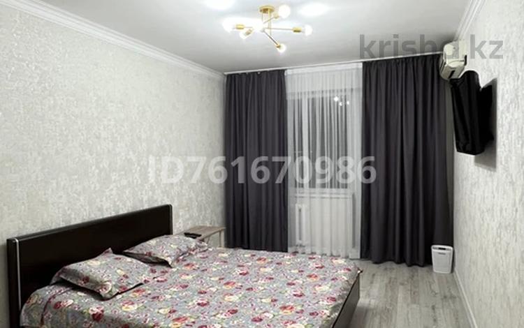 1-комнатная квартира · 35 м² · 8/9 этаж, мкр 11 80 — Рядом магазин Ромашка за 13 000 〒 в Актобе — фото 8