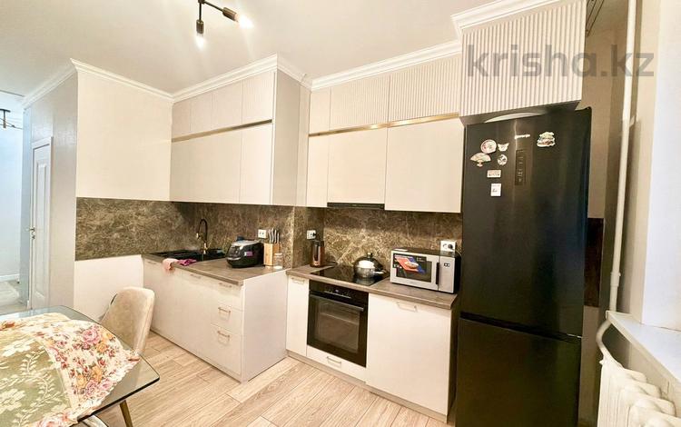 3-комнатная квартира · 83 м² · 4/14 этаж, ул. Сыганак 54 за 48 млн ₸ в Астане, Нура р-н — фото 2