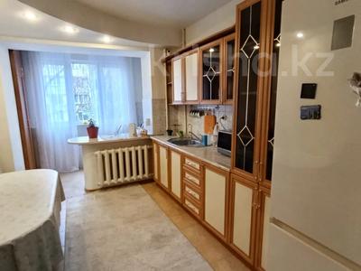 2-комнатная квартира · 53 м² · 2/5 этаж, Жарокова 126 — Пр.Абая - станция метро Алатау за 53 млн 〒 в Алматы, Бостандыкский р-н
