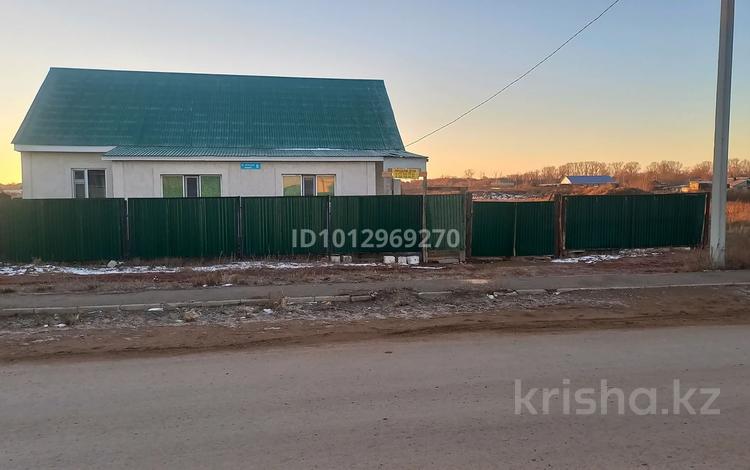 Жеке үй · 3 бөлме · 100 м² · 10 жүзд., Ауезова 8, бағасы: 28 млн ₸ в Шубар — фото 2