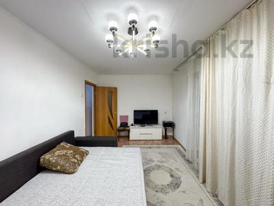 2-комнатная квартира · 47 м² · 2/5 этаж, Самал 11А — Рядом с кафе ДАДАМ за 17.5 млн ₸ в Талдыкоргане, мкр Самал