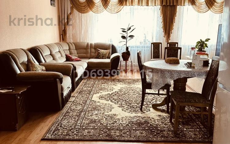 4-бөлмелі пәтер · 81.2 м² · 3/5 қабат, Канай Би 207В, бағасы: 24.5 млн ₸ в Щучинске — фото 2