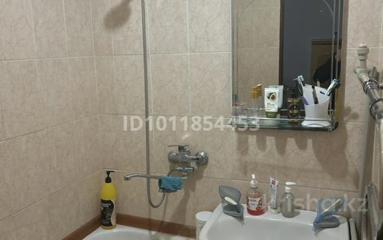 3-бөлмелі пәтер · 65 м² · 5/5 қабат, мкр Восток 12, бағасы: 23 млн ₸ в Шымкенте, Аль-Фарабийский р-н — фото 2