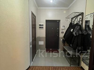 3-комнатная квартира, 91 м², 6/9 этаж, Кенесары хана за 55 млн 〒 в Алматы