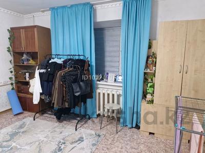 1-комнатная квартира · 32 м² · 1/3 этаж, М. Жунисова 78 за 100 000 ₸ в Уральске, мкр Школьник