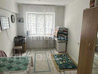 1-бөлмелі пәтер · 12 м² · 4/5 қабат, Абиша Кекилбайулы 129/2 — Торайғырова, бағасы: 10 млн ₸ в Алматы, Бостандыкский р-н