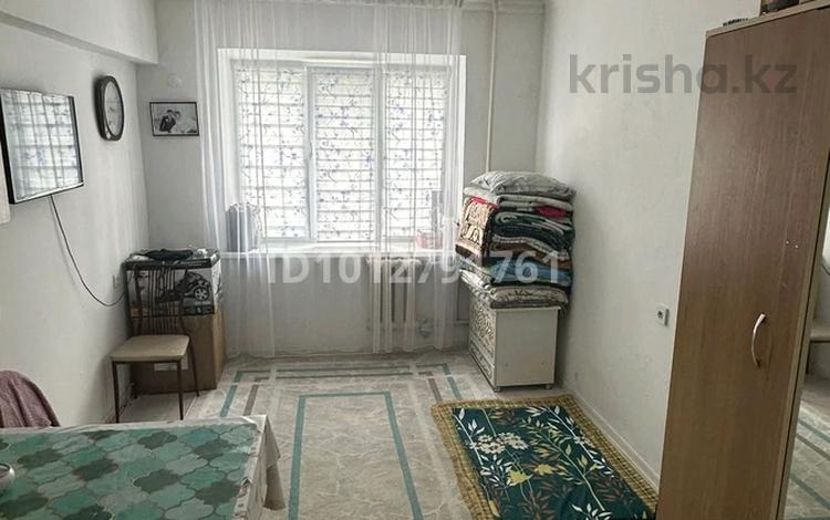1-бөлмелі пәтер · 12 м² · 4/5 қабат, Абиша Кекилбайулы 129/2 — Торайғырова, бағасы: 10 млн ₸ в Алматы, Бостандыкский р-н — фото 2