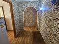 2-бөлмелі пәтер · 42 м² · 3/5 қабат, Асета Бейсеуова 5 — Центр, бағасы: 11 млн ₸ в Каргалы (п. Фабричный) — фото 6