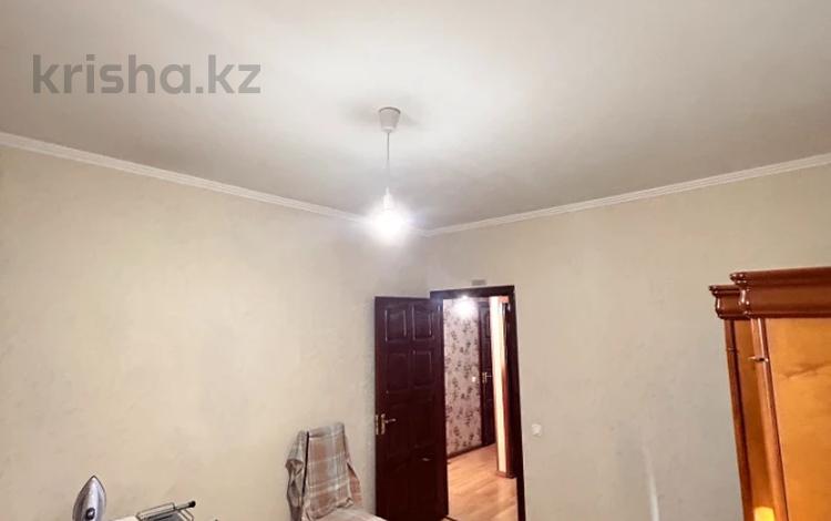 3-бөлмелі пәтер, 70 м², 4/5 қабат, 7-й мкр 12, бағасы: 20.3 млн 〒 в Актау, 7-й мкр — фото 2