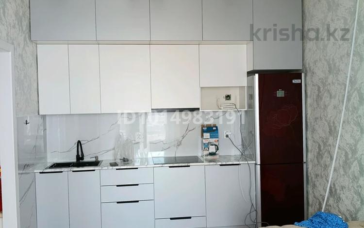 2-комнатная квартира · 38 м² · 10/10 этаж, Кенесары 64 — бисекбаева за 25 млн ₸ в Астане, р-н Байконур — фото 2