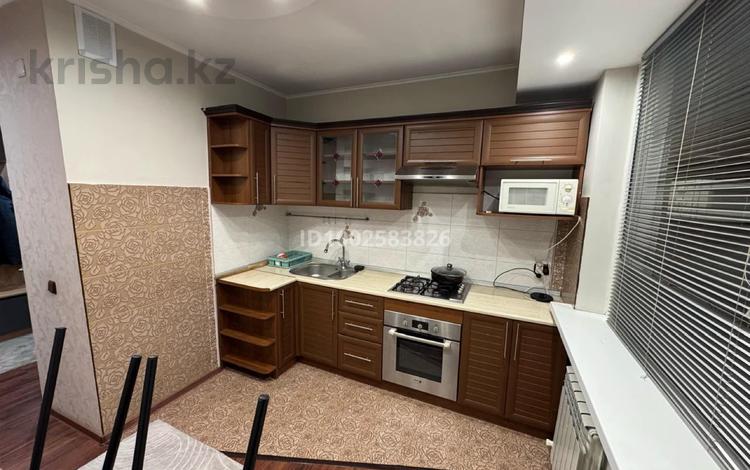 2-комнатная квартира · 60 м² · 5/5 этаж, Тулебаева 19 — ГУМа, зеленого базара, Арбат за 350 000 ₸ в Алматы, Медеуский р-н — фото 2