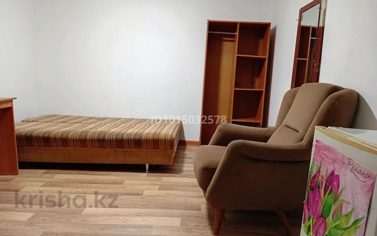 1 комната · 13 м² · 1/2 этаж, Чокина 34 — Райымбека - Байзакова за 80 000 ₸ в Алматы — фото 2