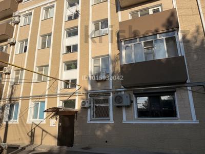 3-комнатная квартира · 50 м² · 3/5 этаж, Сатпаева 24 за 25 млн ₸ в Атырау