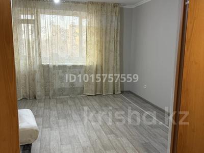 2-комнатная квартира · 60 м² · 4/5 этаж, Майкудук, 15й микрорайон 20/3 за 170 000 ₸ в Караганде, Алихана Бокейханова р-н