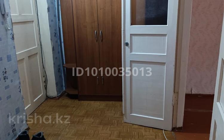 3-бөлмелі пәтер · 85 м² · 2/3 қабат, Рыскулова 9/19, бағасы: 60 000 ₸ в Кентау — фото 2