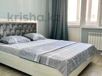 2-бөлмелі пәтер · 65 м² · 10/12 қабат, мкр Акбулак, Дарабоз 69 — Момышулы, бағасы: 2 500 〒 в Алматы, Алатауский р-н