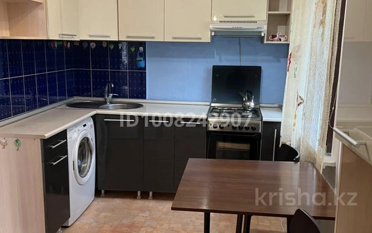 2-комнатная квартира · 45 м² · 3/4 этаж, мкр Тастак-2, Байтурсынова — ул Байтурсынова угол ул Жамбыла за 290 000 ₸ в Алматы, Алмалинский р-н — фото 2