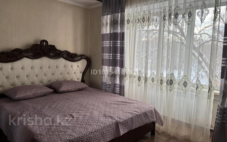 2-комнатная квартира · 42 м² · 2/9 этаж, Толе би 95 — Возле Президентского парка , 9-ти этажка. за 125 000 ₸ в Таразе — фото 2