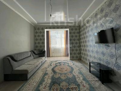 Продажа квартир в Мангистауской обл.: 2-комнатная квартира · 80 м² · 5/6 этаж, 16-й мкр 28/1 — ТРЦ Бәйтерек за 17 млн 〒 2-комнатная квартира · 80 м² · 5/6 этаж, 16-й мкр 28/1 — ТРЦ Бәйтерек за 17 млн 〒 в Актау