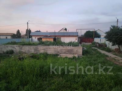 Жеке үй · 2 бөлме · 80 м² · 8 жүзд., улица Азербаева 10, бағасы: 15 млн ₸ в Толе би