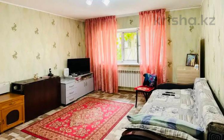 1-бөлмелі пәтер · 35 м² · 1/5 қабат, Мамыр ш/а., Спортивная, бағасы: 23.5 млн ₸ в Алматы, Ауэзовский р-н — фото 3