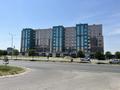 3-комнатная квартира, 120 м², 1/9 этаж, Байдибек би 2Г за 45 млн 〒 в Шымкенте, Каратауский р-н